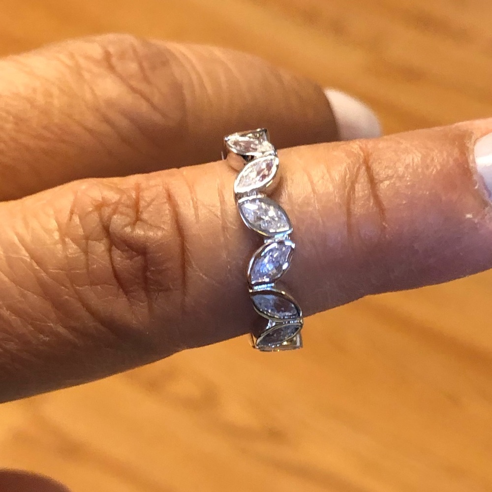 925 Silver & Diamond ring - Picture 4 of 6